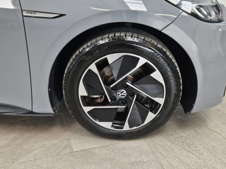2023 Volkswagen ID.3 - thumbnail 5
