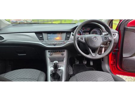 2016 Opel Astra 1.6CDTi 110PS SC €7,950 thumbnail
