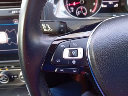 2019 Volkswagen Golf - thumbnail 23