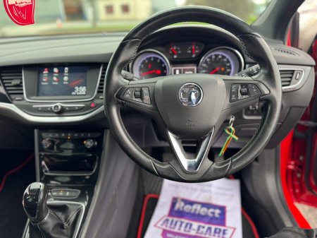 2016 Vauxhall Astra - thumbnail 18