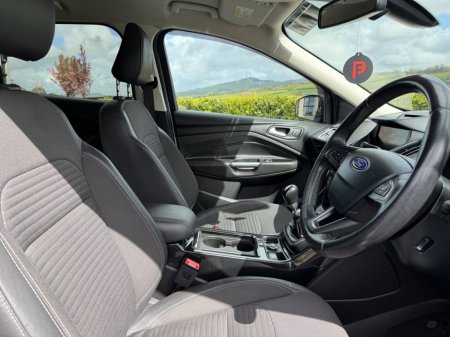 2019 Ford Kuga - thumbnail 12