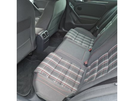 2012 Volkswagen Golf 2.0 TSI 4MOTION R €10,950 thumbnail