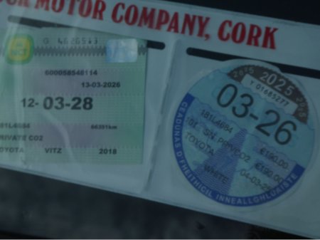 2018 Toyota Yaris - thumbnail 11