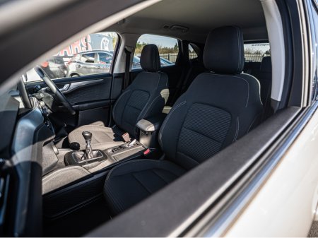 2020 Ford Kuga - thumbnail 36