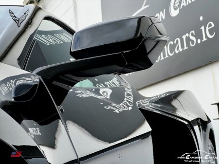 2020 Chevrolet Corvette STINGRAY C8 Z51 PERFORMANCE PACK 3LT €99,950 thumbnail