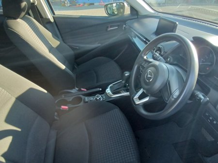 2017 Mazda Demio - thumbnail 9