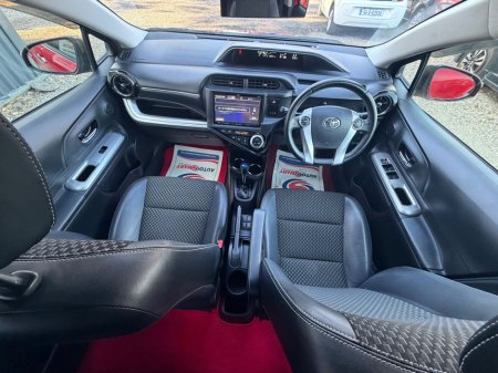 2014 Toyota Aqua - thumbnail 9