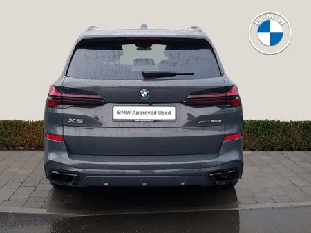 2023 BMW X5 xDrive50e M Sport €79,995 thumbnail