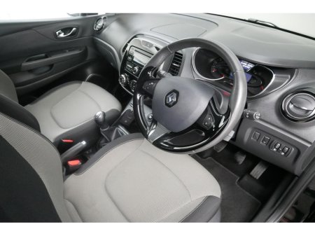 2017 Renault Captur 1.5 DCI 5SPD LIFE 90BHP EU6 €10,890 thumbnail