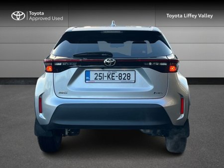 2025 Toyota Yaris Cross YARIS CROSS LUNA €30,950 thumbnail