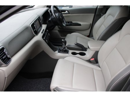 2017 Kia Sportage 1.7CRDI PLATINUM 5DR ESTATE // ONLY 100,000 KMS // IMMACULATE CONDITION THROUGH OUT // BUY WITH CONFIDENCE AA AND SIMI APPROVED DEALER 2026 // FINANCE ARRANGED //TRADE INS WELCOME // €14,950 thumbnail