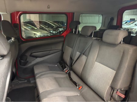 2016 Ford Tourneo Connect GRAND 1.5 TDCI 100PS STYLE 7 Seater €13,999 thumbnail