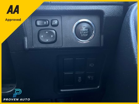 2016 Toyota Landcruiser - thumbnail 11