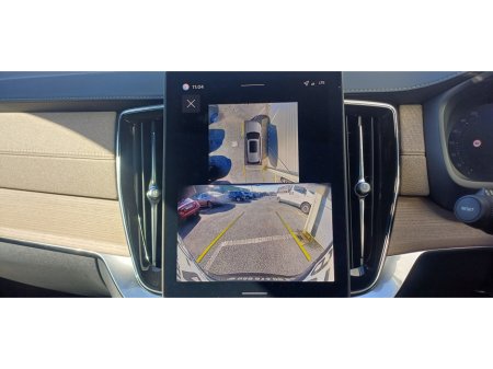 2025 Volvo XC90 - thumbnail 9