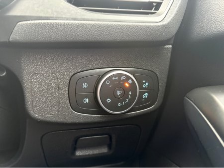 2019 Ford Focus 1.0 PETROL ST-LINE €15,990 thumbnail