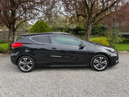 2016 Kia Ceed - thumbnail 3
