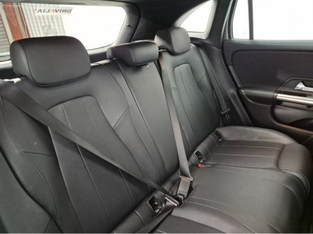 2021 Mercedes-Benz GLA Class - thumbnail 18