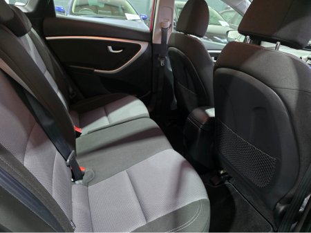 2013 Hyundai i30 - thumbnail 13