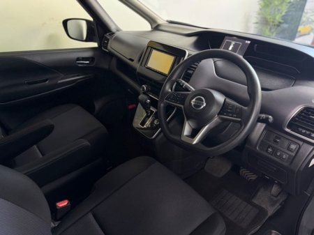 2021 Nissan Serena - thumbnail 8