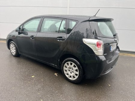 2015 Toyota Verso 1.6 D-4D 112bhp Aura (7 seater) €11,950
