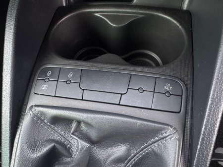 2015 SEAT Ibiza 5DR 1.2 70HP SPORT 4DR €8,950 thumbnail