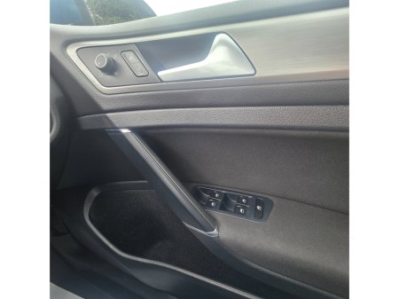 2015 Volkswagen Golf - thumbnail 21