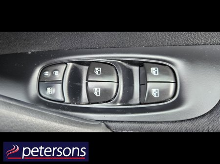 2018 Nissan Qashqai - thumbnail 34