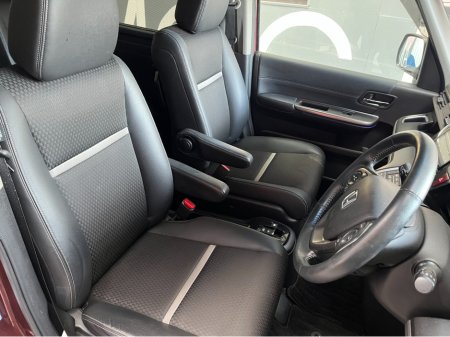 2017 Honda Stepwagon - thumbnail 10