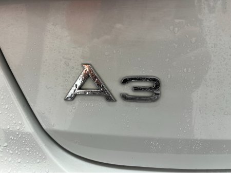 2021 Audi A3 €26950! 2021 AUDI A3 SEDAN 30 TFSI 1.0 AUTOMATIC / CRUISE CONTROL / REVERSE CAMERA / HEATED SEATS / PADDLE SHIFTERS / APPLE CARPLAY AND MORE €26,950 thumbnail