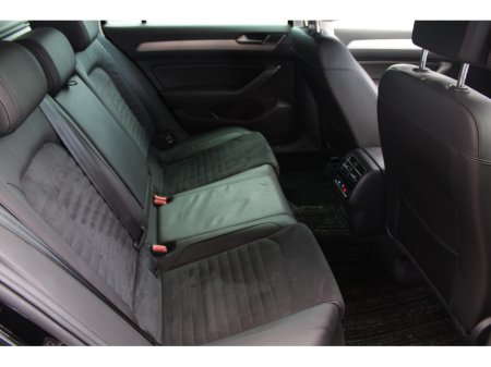 2018 Volkswagen Passat - thumbnail 16