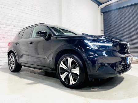2023 Volvo XC40 - thumbnail 6