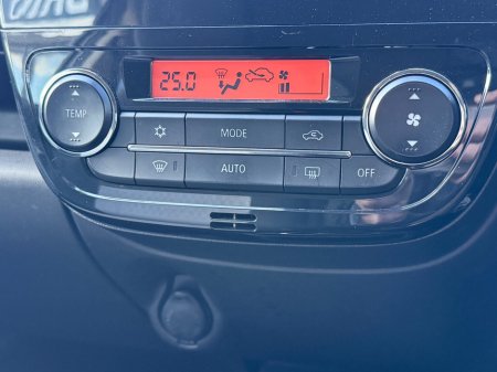 2017 Mitsubishi Mirage - thumbnail 16