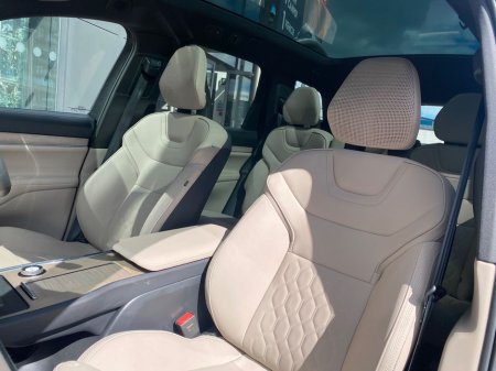 2025 Volvo EX90 - thumbnail 15