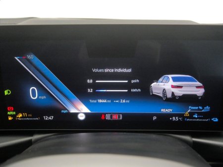 2025 BMW 3 Series - thumbnail 9