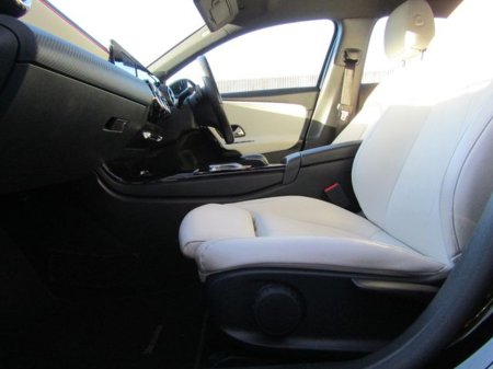 2019 Mercedes-Benz A Class A 180 5DR Auto €24,950 thumbnail