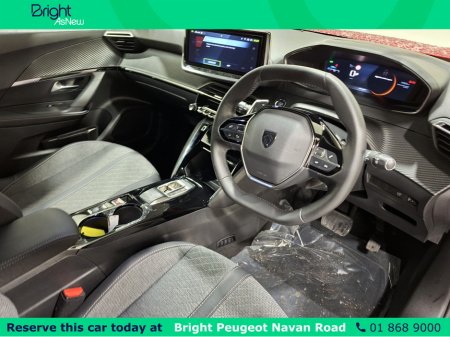 2024 Peugeot 2008 ALLURE 1.2 HYBRID 136 €29,950 thumbnail