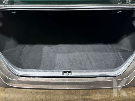 2018 Toyota Camry - thumbnail 13