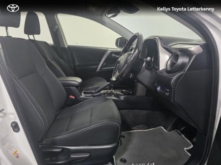 2017 Toyota Rav4 RAV4 HYBRID LUNA SPORT 2WD 4DR AUTO #122 €19,995 thumbnail