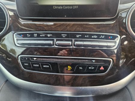 2017 Mercedes-Benz V Class - thumbnail 15