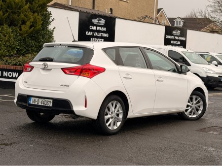 2014 Toyota Auris 1.4 D-4D ICON S/S 5DR €5,950 thumbnail