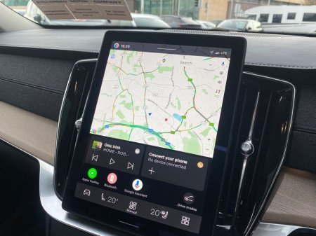 2025 Volvo XC90 - thumbnail 21