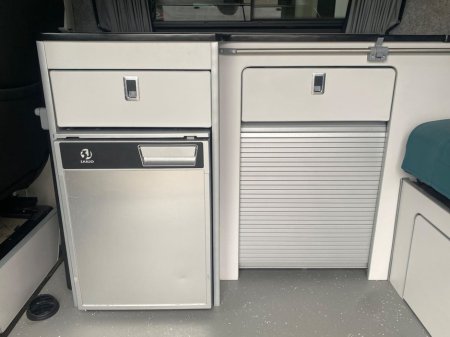 2018 Volkswagen Transporter - thumbnail 17