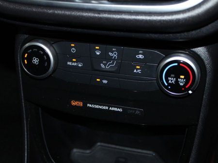 2023 Ford Puma St-line 1.0T 125 M6 4DR €23,499 thumbnail