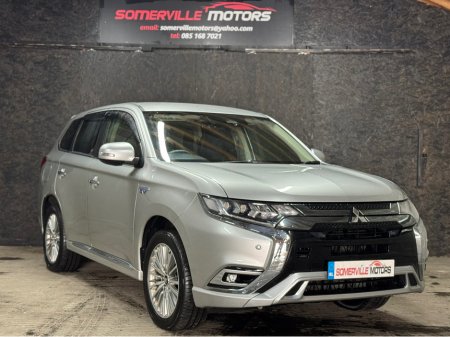 2019 Mitsubishi Outlander - thumbnail 1