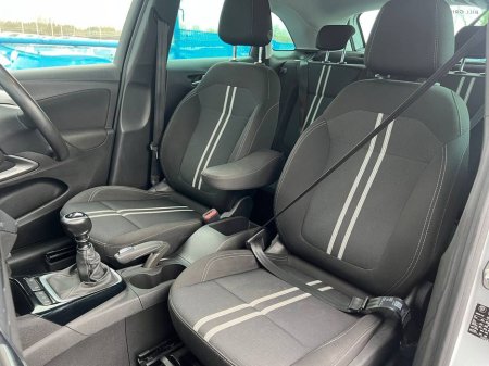 2023 Opel Crossland SRI 1.5 D // REVERSE CAMERA // 16" ALLOYS // CRUISE CONTROL €15,750 thumbnail