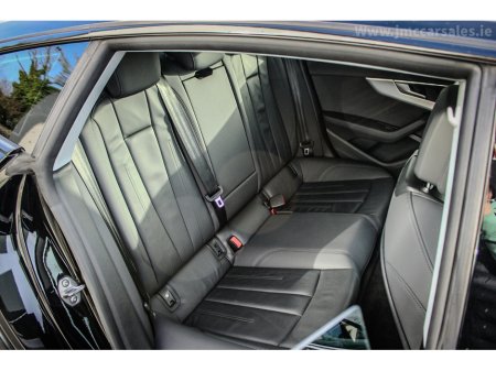 2021 Audi A5  €34,995 thumbnail