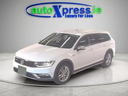 2019 Volkswagen Passat ALLTRACK 4MOTION AUTOMATIC €27,995 thumbnail