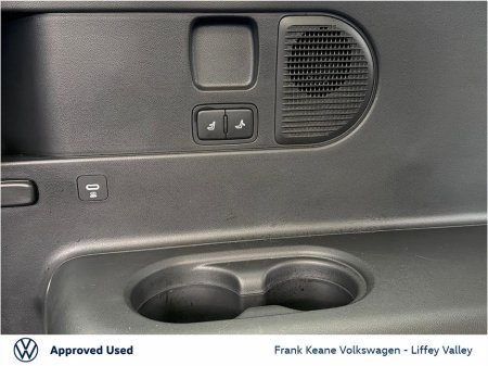 2025 Hyundai Ioniq 9 (Long Range) Platinum Specification €73,900 thumbnail