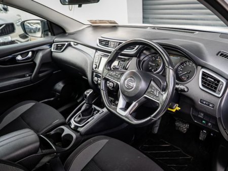 2021 Nissan Qashqai 1.5 DSL SE Auto *PANORAMIC GLASS ROOF* €21,750 thumbnail