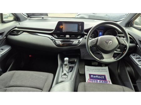 2019 Toyota C-HR 1.8 HYBRID LOW MILEAGE €19,950 thumbnail